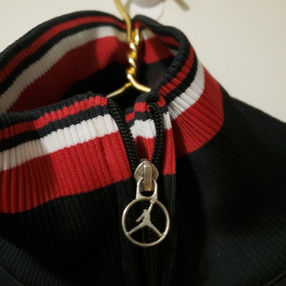Air Jordan Jacket Mens XL Black Red - Picture 3 of 6